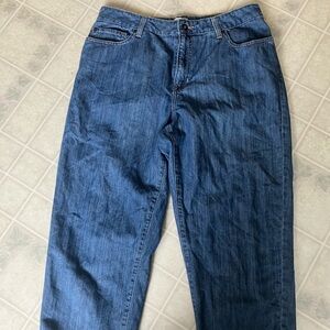 LL Bean light wash classic Fit Wide Leg Capri Jeans